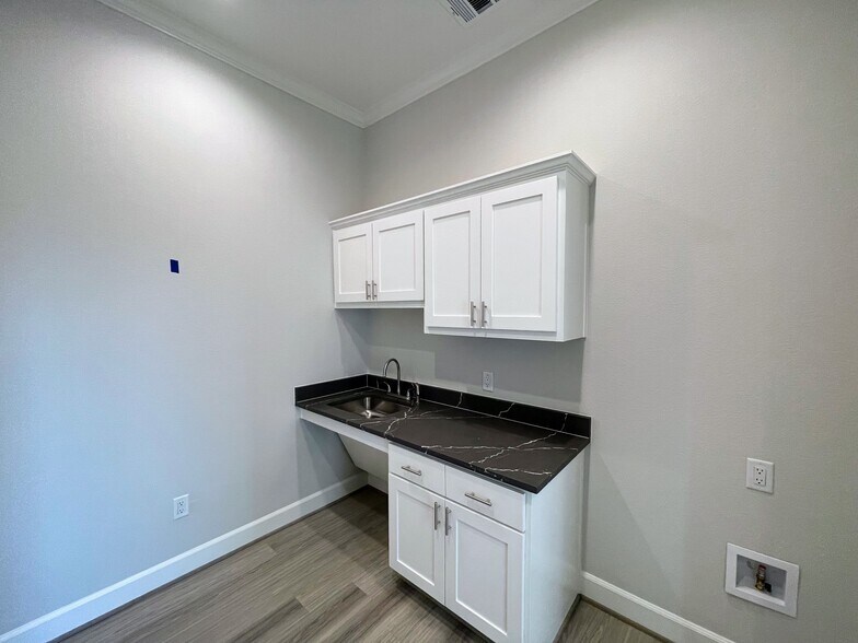 More Photos Of 7700 Preston Rd, Frisco Medical For Lease