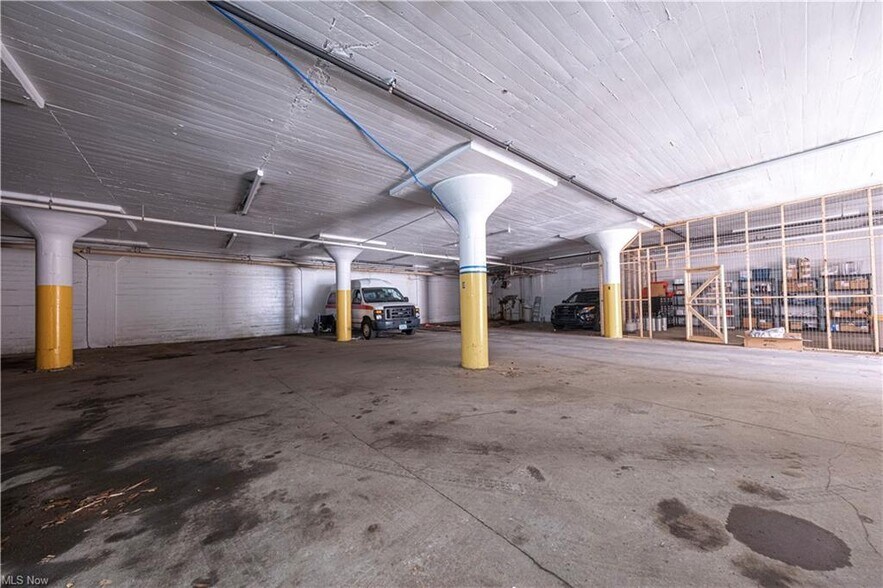 More Photos Of 1439 Sunset Blvd, Steubenville Light Manufacturing For Sale