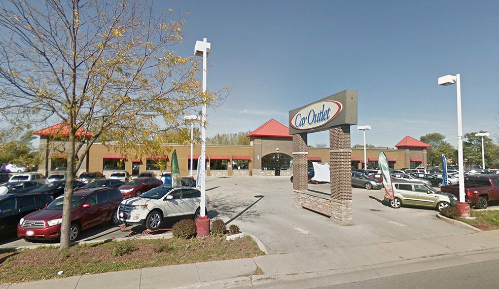 Primary Photo Of 1705 W Jefferson St, Joliet Auto Dealership For Sale