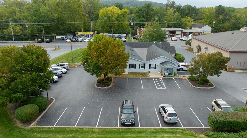 More Photos Of 250 N Reading Rd, Ephrata Office For Sale