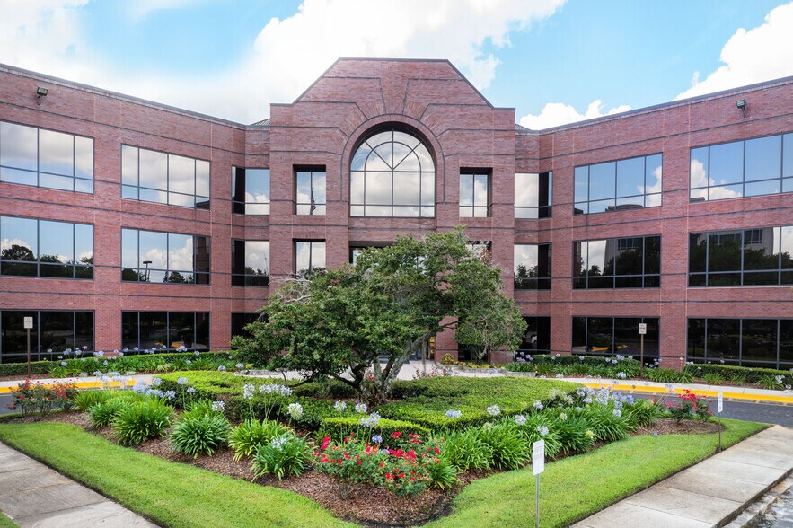 More Photos Of 10161 Centurion Pkwy N, Jacksonville Office For Lease