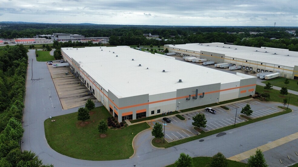 More Photos Of 2723 White Horse Rd, Greenville Distribution For Lease