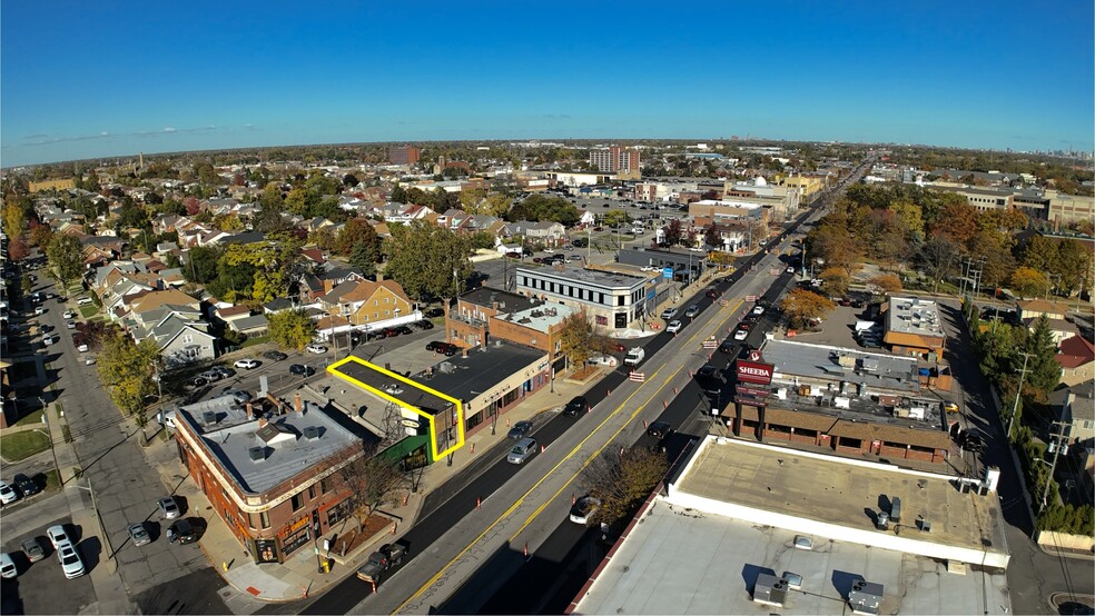 More Photos Of 13928 Michigan Ave, Dearborn Storefront Retail Office For Lease