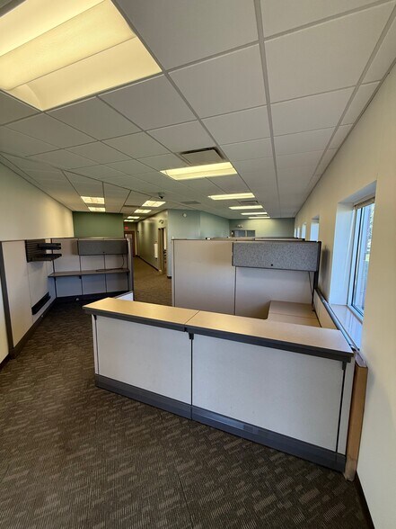More Photos Of 2777 Prairie Dr, River Falls Office For Sale