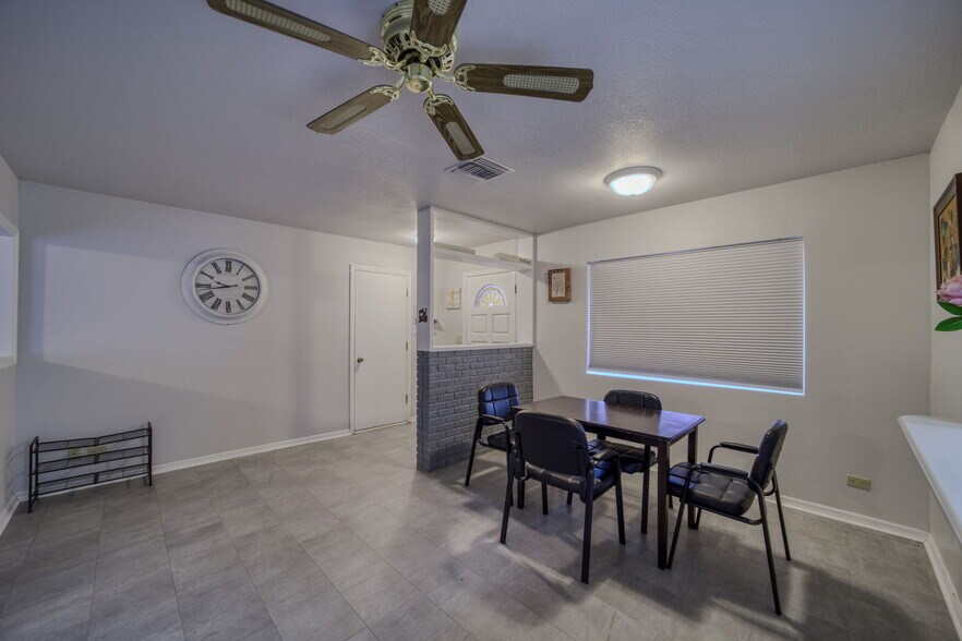 More Photos Of 5201 S Highway 95, Fort Mohave Storefront Retail Office For Sale