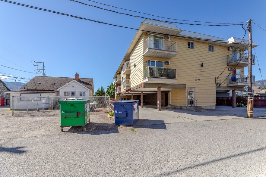 More Photos Of 157 Wade Av W, Penticton Apartments For Sale