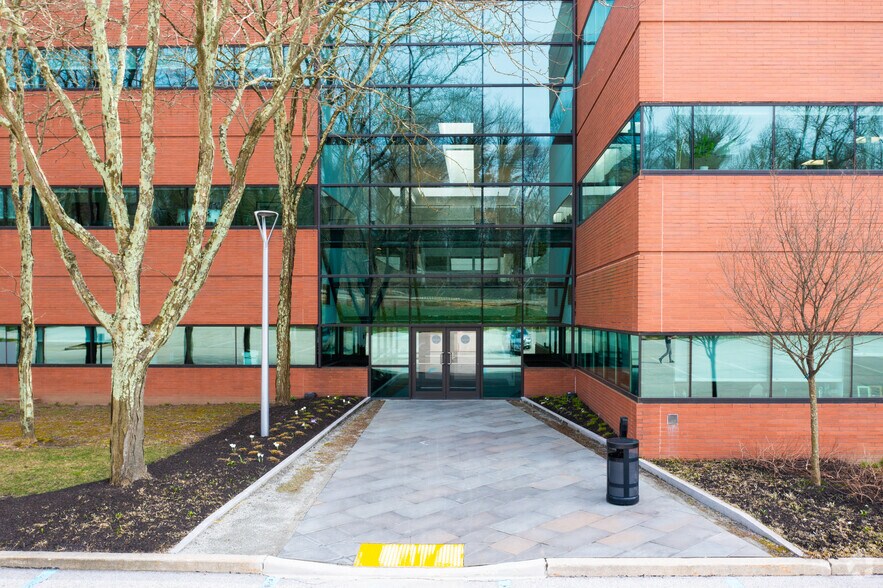 More Photos Of 150 N Radnor Chester Rd, Radnor Coworking Space