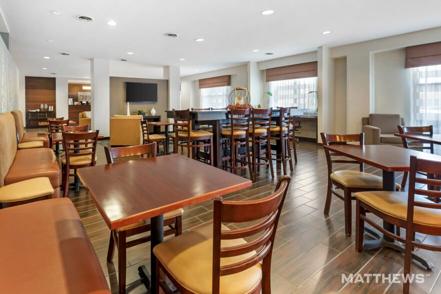 More Photos Of 13320 Ali Ghan Rd NE, Cumberland Hotel For Sale