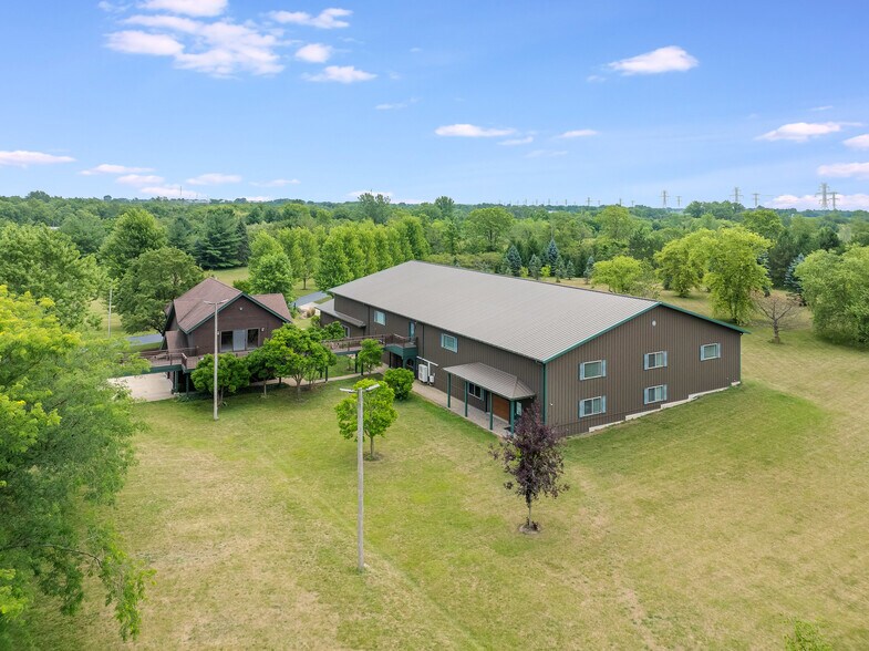 More Photos Of 22660 S Harlem Ave, Frankfort Flex For Sale