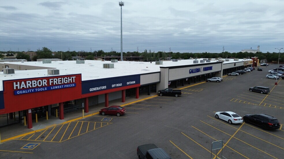 More Photos Of 910 S Kansas Ave, Liberal General Retail For Sale