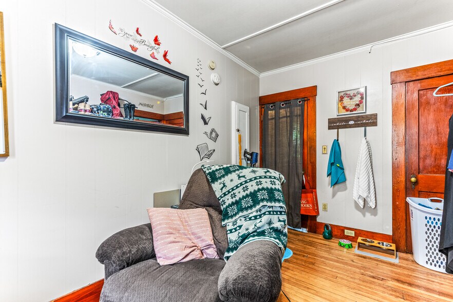 More Photos Of 58 Pickering Rd, Rochester Apartments For Sale