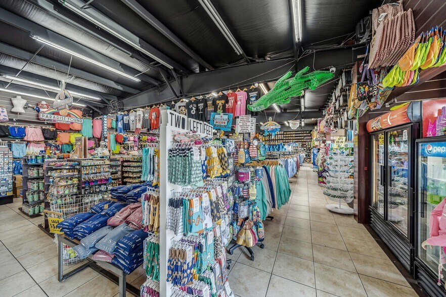 More Photos Of 1688 Scenic Gulf Dr, Destin Storefront For Sale