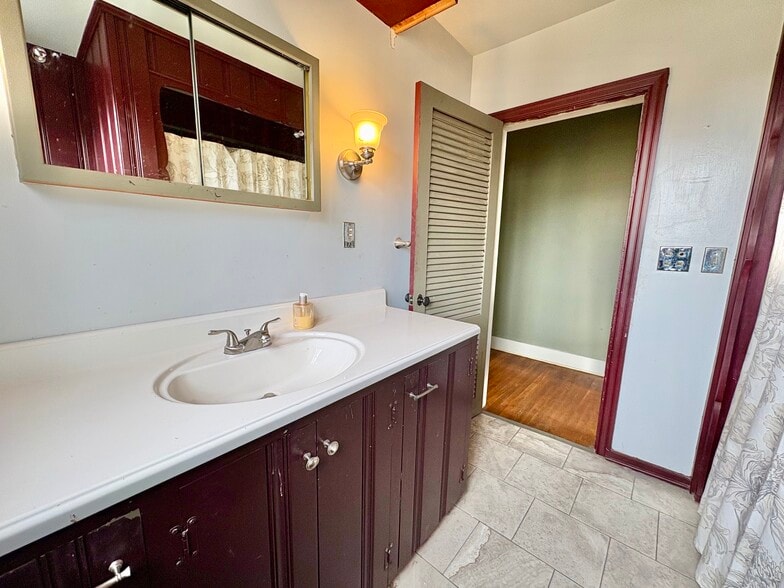 More Photos Of 9 E Canal St, Troy General Retail For Sale