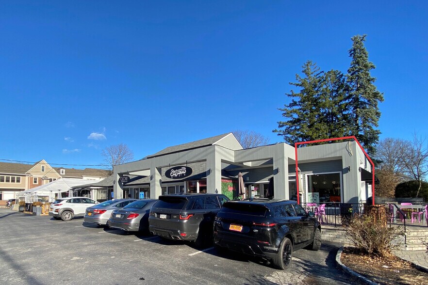 More Photos Of 382-388 Main St, Armonk General Retail For Lease