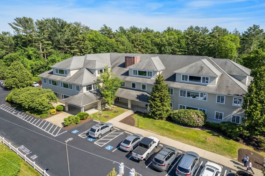 More Photos Of 95 Tremont St, Duxbury Medical For Sale