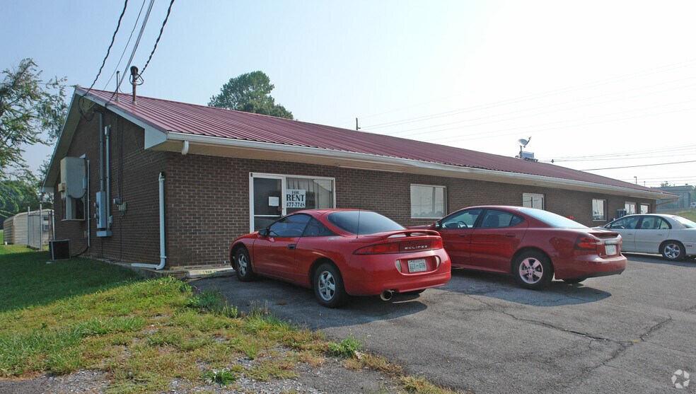 More Photos Of 2445 Highway 75, Blountville Service Station For Lease