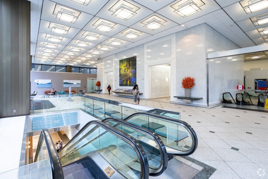 More Photos Of 595 Burrard St, Vancouver Office For Sale