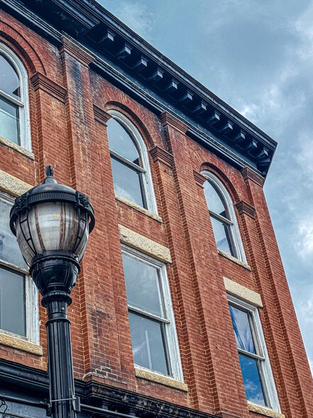 More Photos Of 812 West Ave, Lenoir Storefront Retail Office For Sale