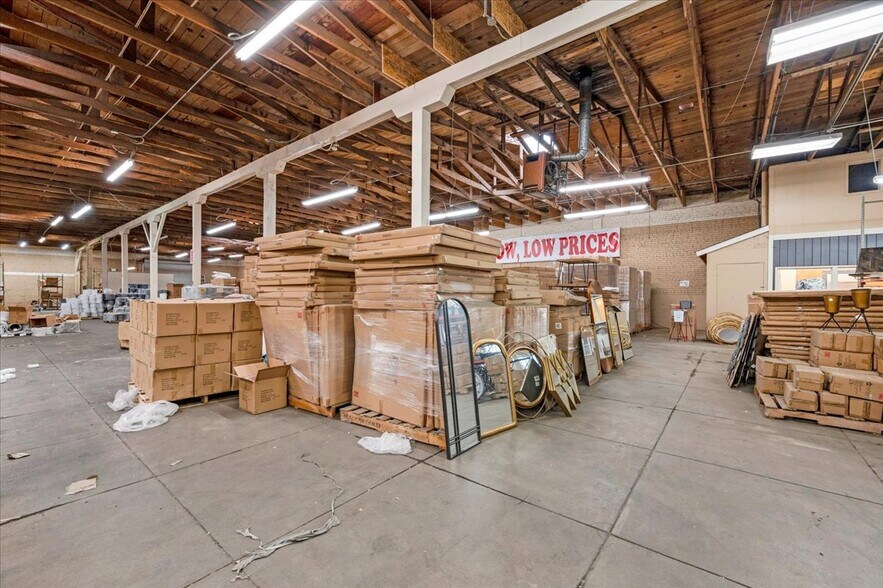 More Photos Of 142 S D St, Porterville Flex For Lease