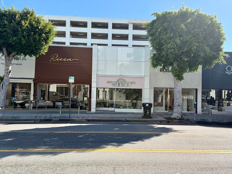 Primary Photo Of 136-140 S Robertson Blvd, Los Angeles Storefront For Lease