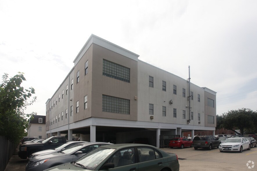 More Photos Of 3901 Houma Blvd, Metairie Medical For Lease