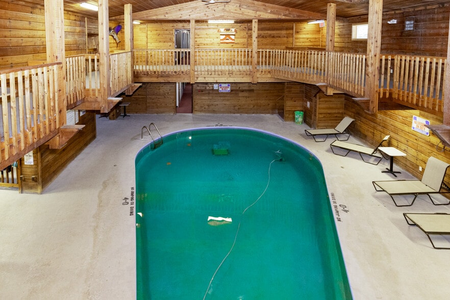 More Photos Of 9966 N State Road 27, Hayward Hotel For Sale