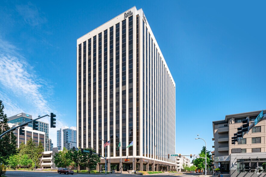 More Photos Of 10900 NE 8th St, Bellevue Office For Lease