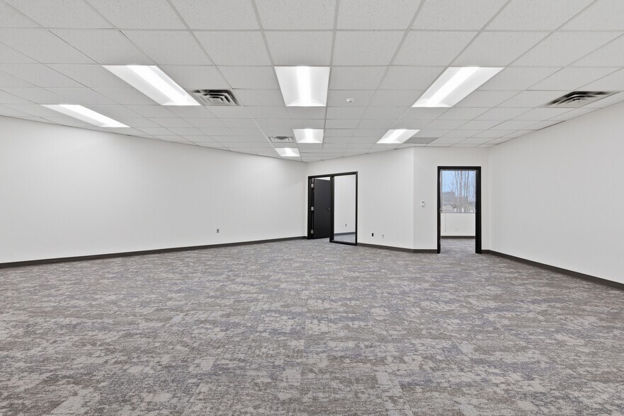 More Photos Of 6995 S Union Park Ctr, Midvale Office For Lease