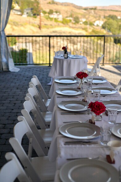 More Photos Of 105 Highway 150, Chelan Restaurant For Lease