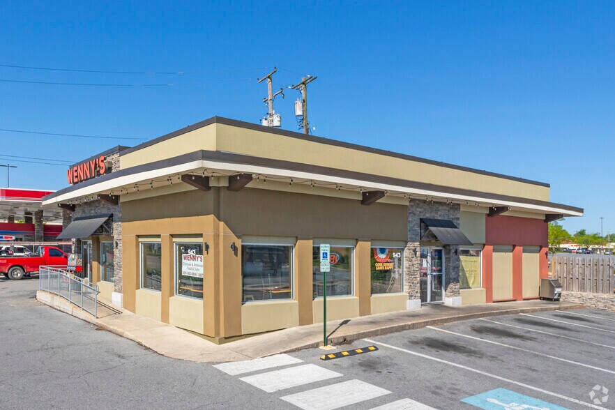 More Photos Of 910 Fairlawn Ave, Laurel Unknown For Lease
