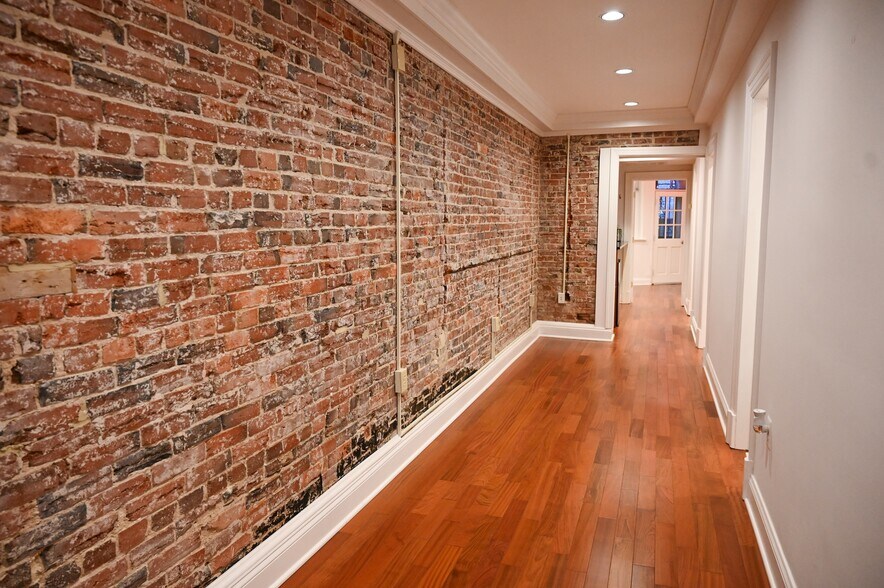 More Photos Of 1740 N St NW, Washington Loft Creative Space For Lease