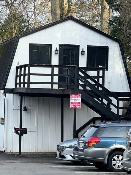 More Photos Of 50 State St, Pittsford Unknown For Lease