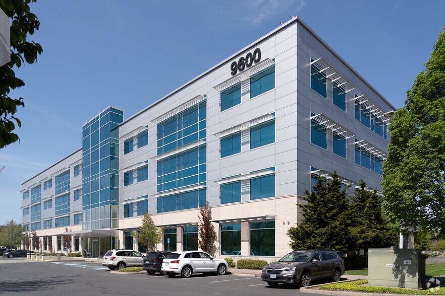 More Photos Of 9600 NE Cascades Pky, Portland Office For Lease