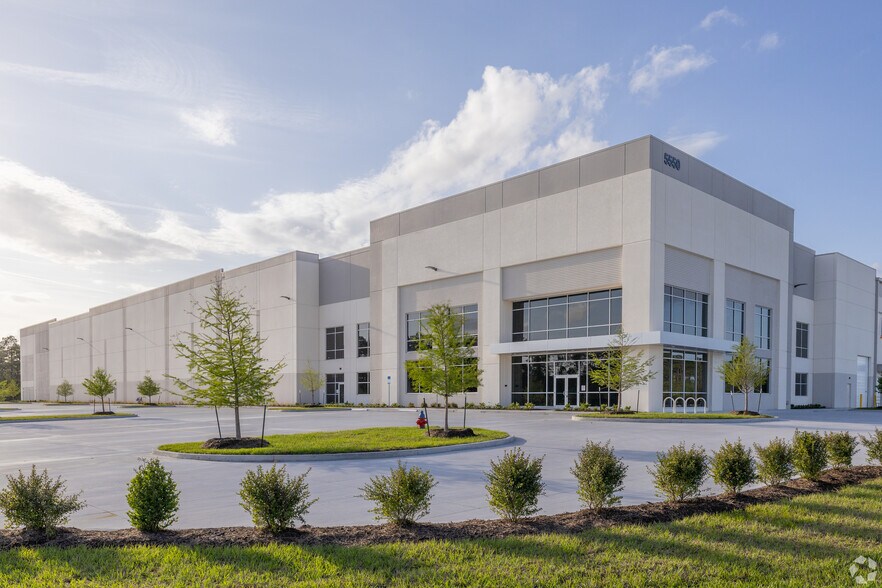 Primary Photo Of 5550 POW-MIA Memorial Pky, Jacksonville Distribution For Lease