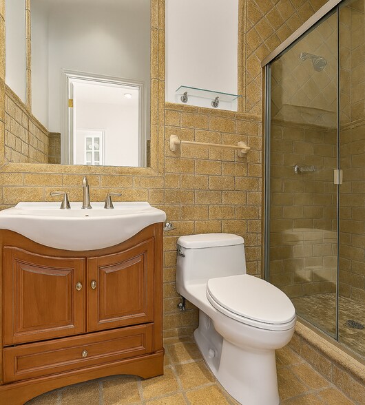 More Photos Of 208 El Camino Dr, Beverly Hills Apartments For Sale