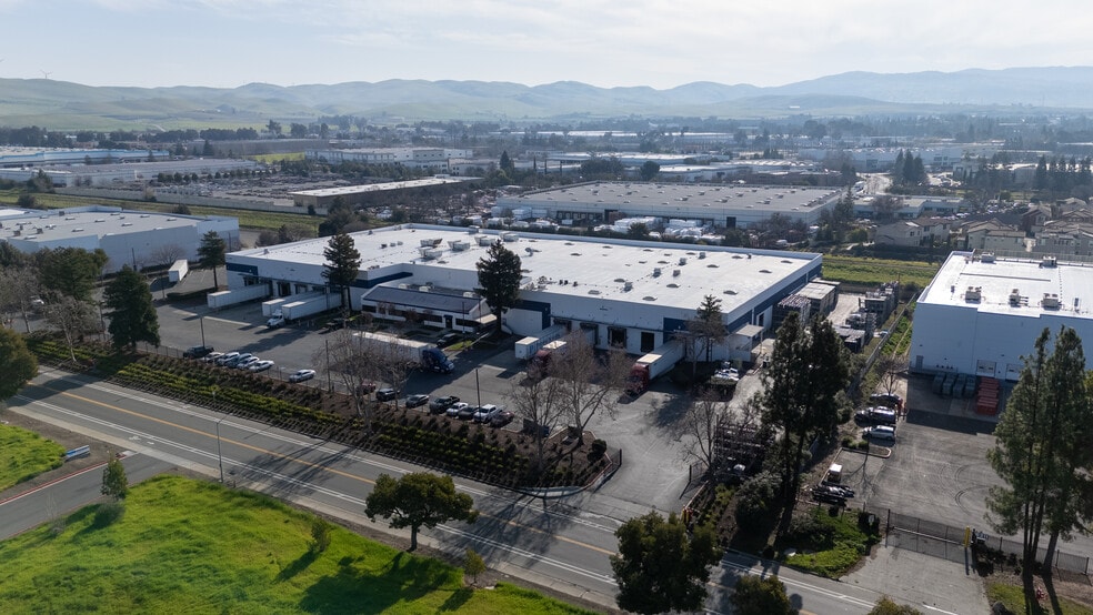 More Photos Of 6383 Las Positas Rd, Livermore Warehouse For Sale