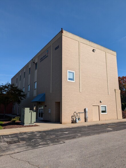 More Photos Of 1871 Bailey Rd, Cuyahoga Falls Medical For Sale