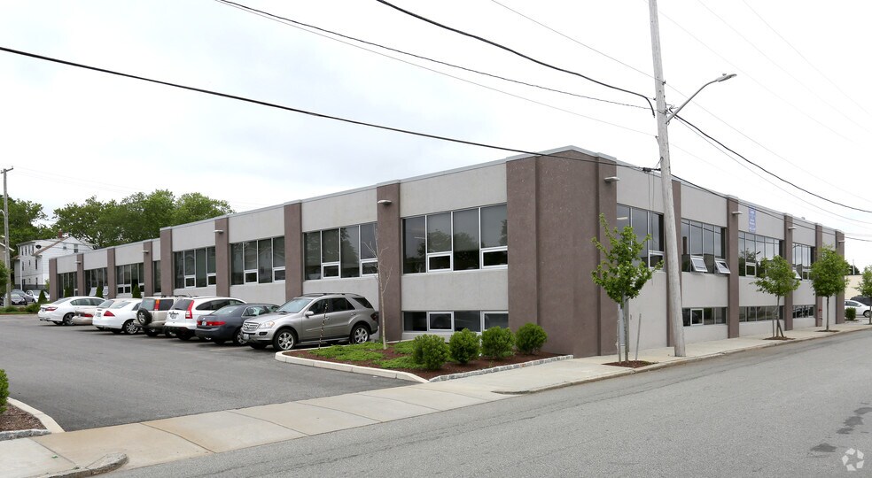 More Photos Of 225 Carolina Ave, Providence Research And Development For Lease