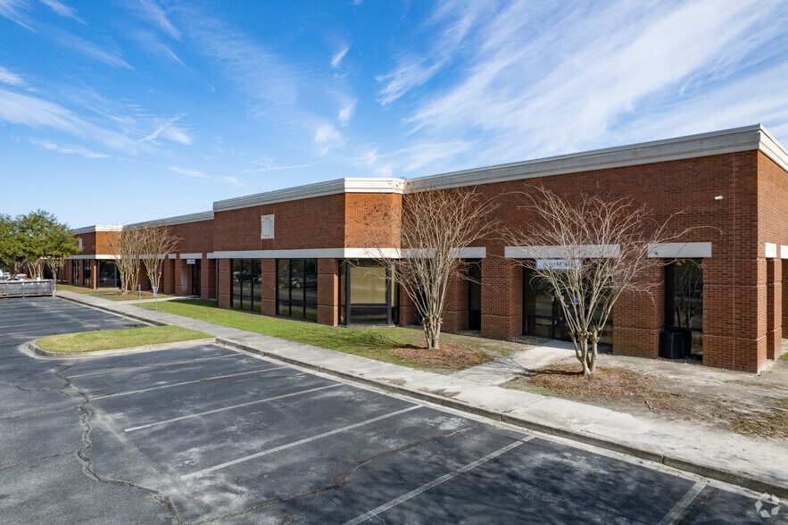 Primary Photo Of 8001 Chatham Center Dr, Savannah Office For Lease