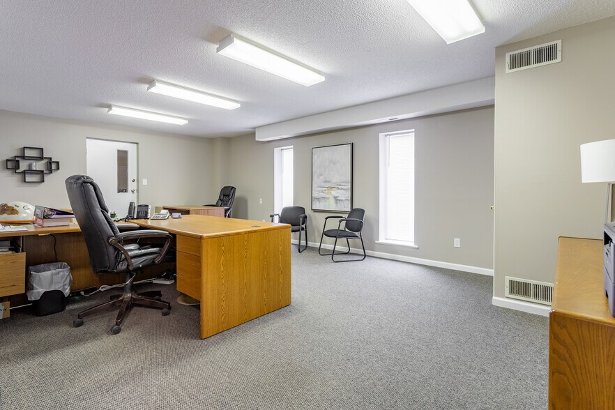 More Photos Of 4058 Old Us Highway 52, Lexington Warehouse For Lease