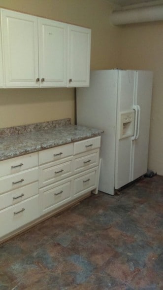 More Photos Of 9614-9616 MacArthur Blvd, Oakland Religious Facility For Lease