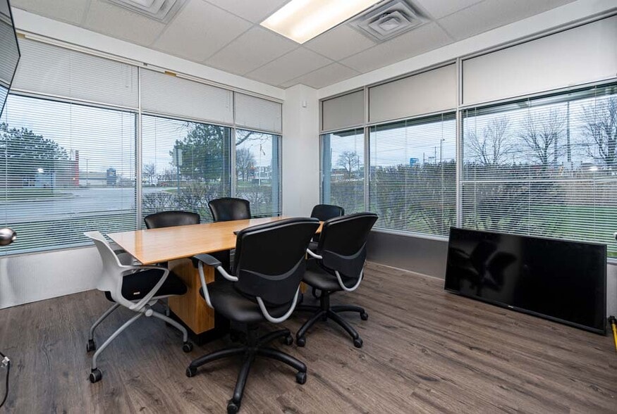 More Photos Of 37 Sandiford Dr, Whitchurch-Stouffville Medical For Lease