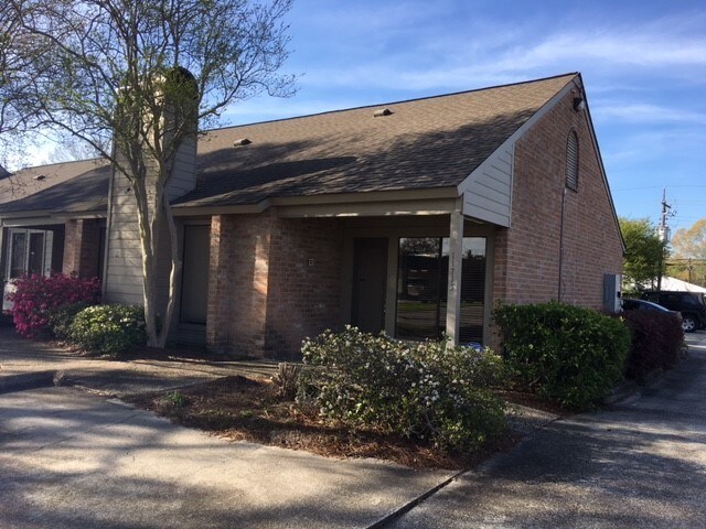 More Photos Of 11715 Bricksome Ave, Baton Rouge Office For Sale