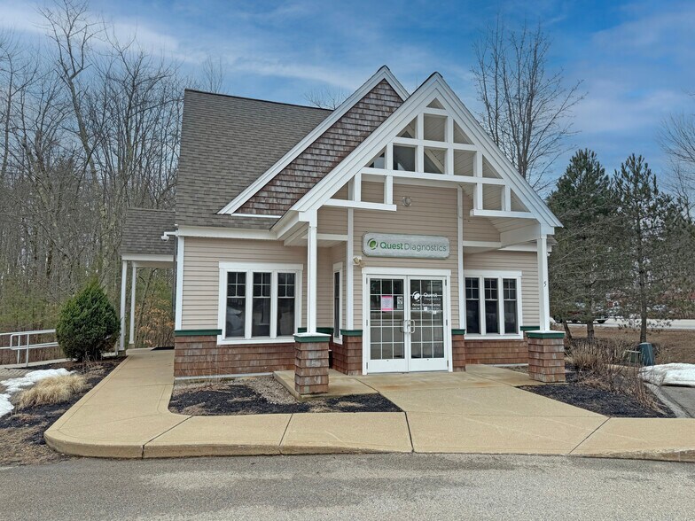 Primary Photo Of 5 Clark Way, Somersworth Medical For Lease