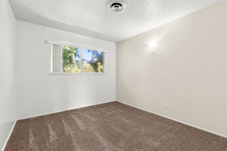 More Photos Of 1350 Manzanita Ave, Chico Apartments For Sale