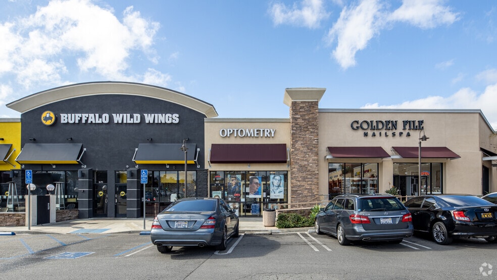 More Photos Of 23642 Rockfield Blvd, Lake Forest General Retail For Lease