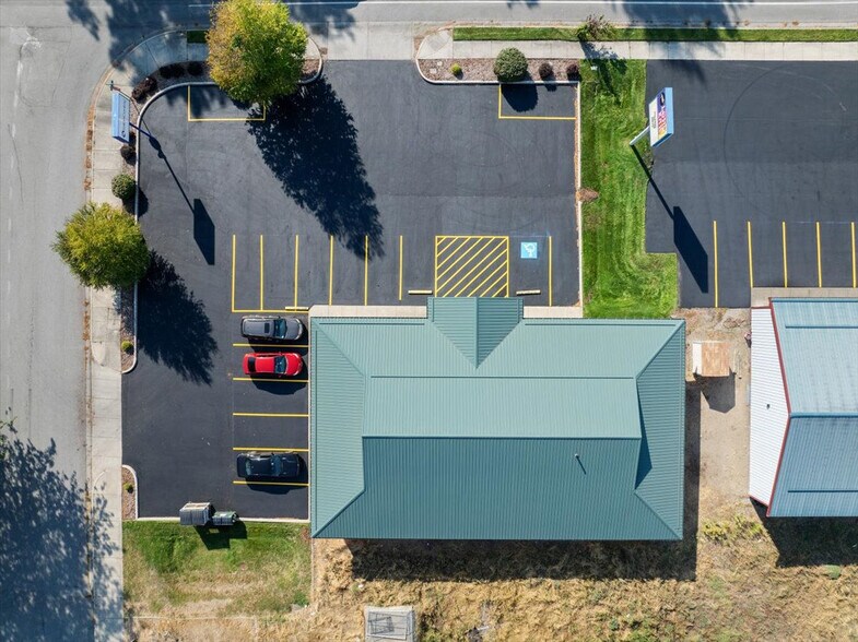 More Photos Of 1600 N Government Way, Coeur d'Alene Freestanding For Sale