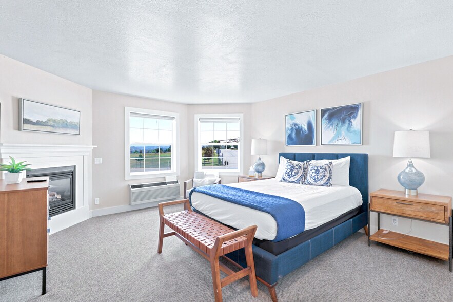 More Photos Of 40 Christa Circle cir, Garden City Specialty For Sale