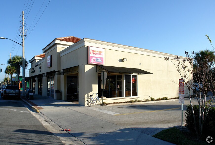 More Photos Of 2607 Edgewater Dr, Orlando General Retail For Sale