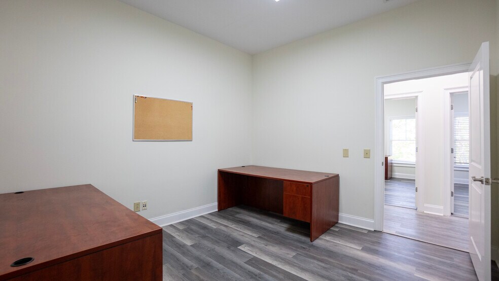 More Photos Of 1325 Satellite Blvd, Suwanee Office For Sale
